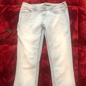 Light washed Hollister skinny jeans